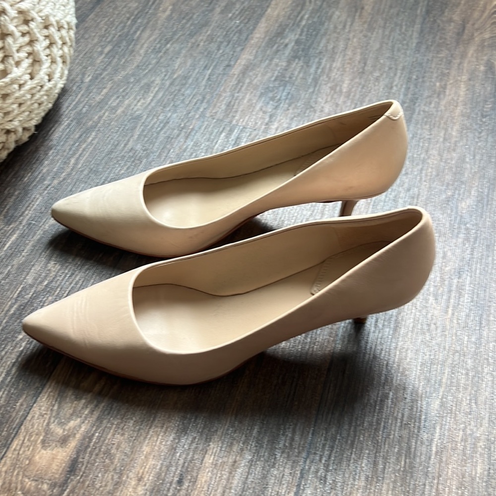 Aldo Pointed Heels - Picture 3 of 7